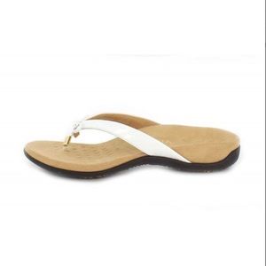 Vionic Bella II Leather Thong Sandals w/Bow